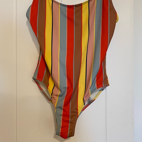 Solid & Striped swimsuit from Revolve - Picture 3 of 5